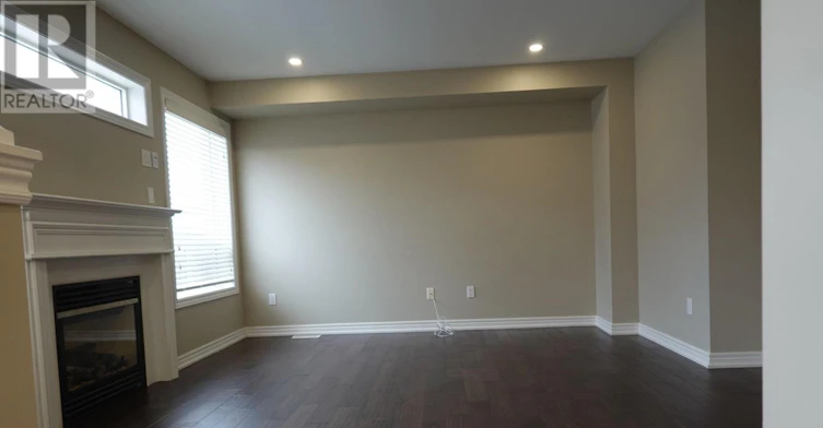 36 Vipond Road, Whitby, ON, L1M 2P2 - 7