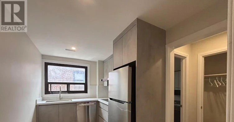 2B-10 Mimico Avenue, Toronto, ON, M8V 1R1
