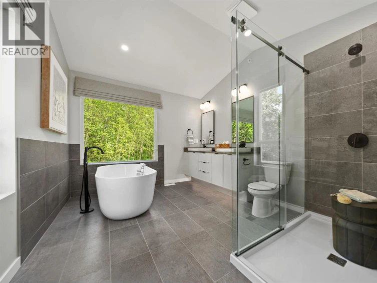 11008 250a Street, Maple Ridge, BC, V2W 1Z6 - 12