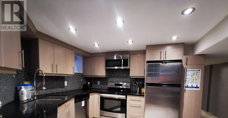 BASEMENT-488 Manning Avenue, Toronto, ON, M6G 2V7 - 4