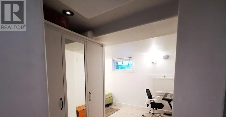 BASEMENT-488 Manning Avenue, Toronto, ON, M6G 2V7 - 8