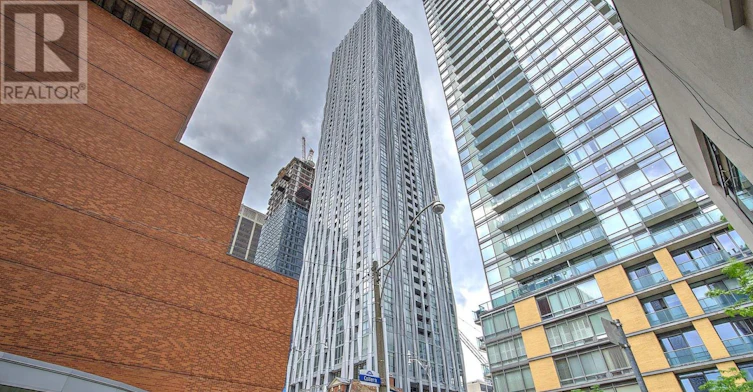 2711-1 Yorkville Avenue, Toronto, ON, M4W 0B1 - 2