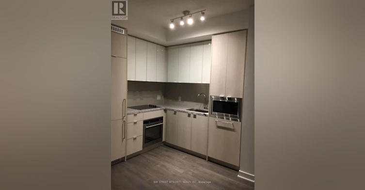 3811-125 Blue Jays Way, Toronto, ON, M5V 0N5 - 2