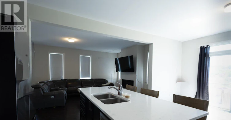 1038 Showman Street, Ottawa, ON, K0A 2Z0 - 5