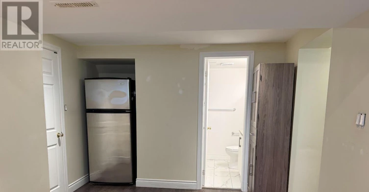 LOWER-123 Searle Avenue, Toronto, ON, M3H 4B1 - 7