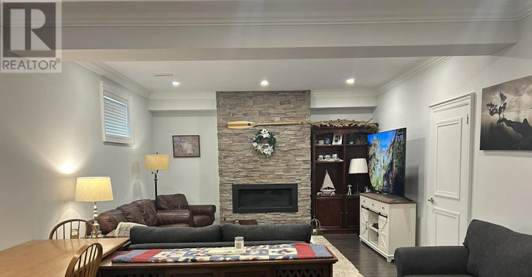 71 Stockdale Crescent, Richmond Hill, ON, L4C 3T1 - 7