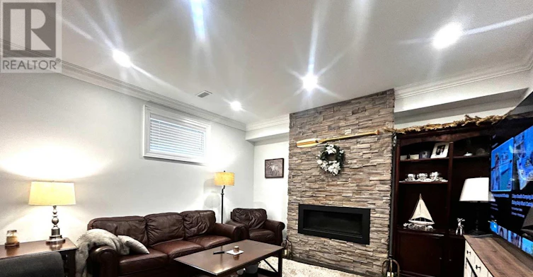 71 Stockdale Crescent, Richmond Hill, ON, L4C 3T1 - 8