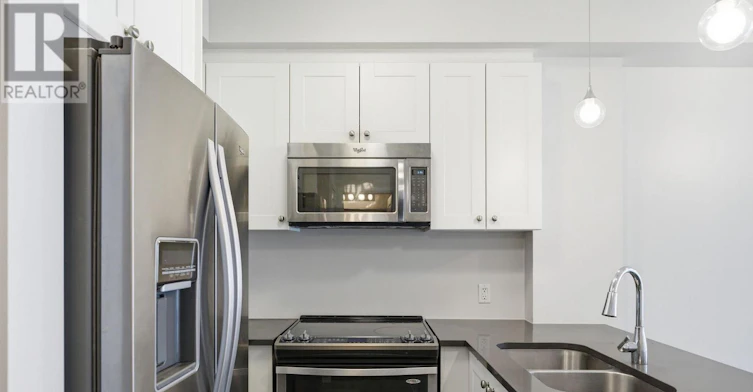 314-216 Oak Park Boulevard, Oakville, ON, L6H 7S8 - 3