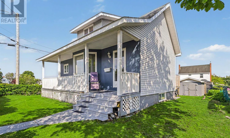 109 Upper Mclean Street