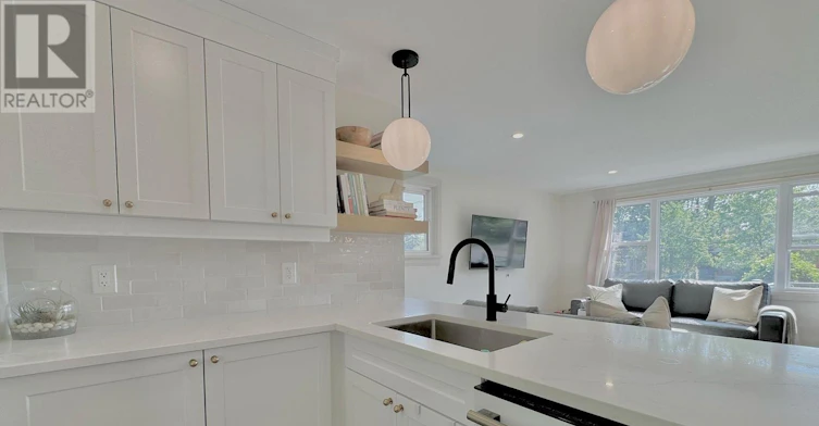 UPPER-205 Trowbridge Avenue, London, ON, N6J 3M2 - 7