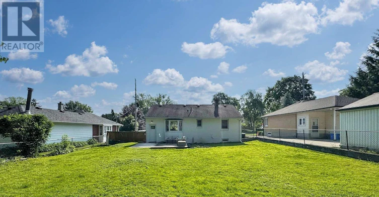UPPER-205 Trowbridge Avenue, London, ON, N6J 3M2 - 18