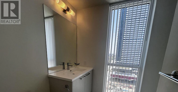 1112-28 Interchange Way, Vaughan, ON, L4K 5Z7 - 6