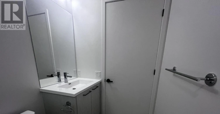 1112-28 Interchange Way, Vaughan, ON, L4K 5Z7 - 12