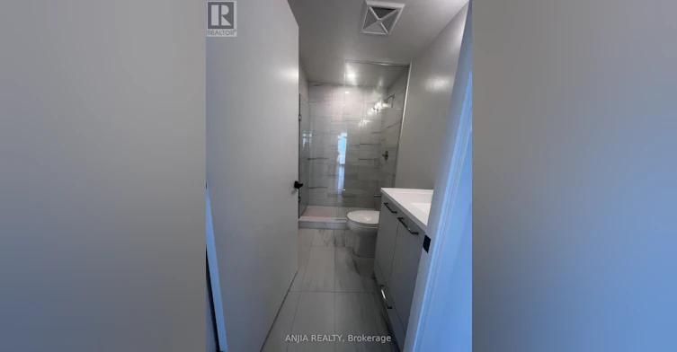 1112-28 Interchange Way, Vaughan, ON, L4K 5Z7 - 16
