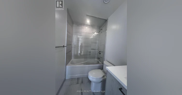 1112-28 Interchange Way, Vaughan, ON, L4K 5Z7 - 24