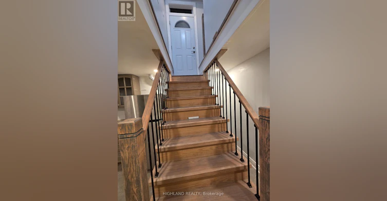 BSMT-252 Hickory Circle, Oakville, ON, L6H 4V2 - 3