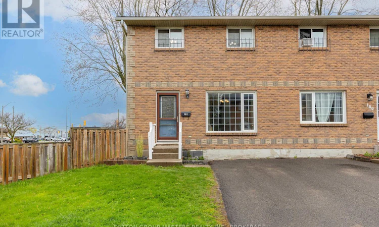 182 Rosemund Crescent