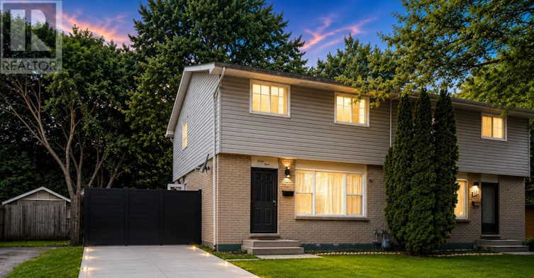 33 Sasha Crescent, London, ON, N6E 2M4