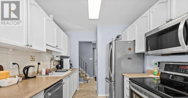 1090 Chablis Parkway, Ottawa, ON, K1C 2T5 - 7