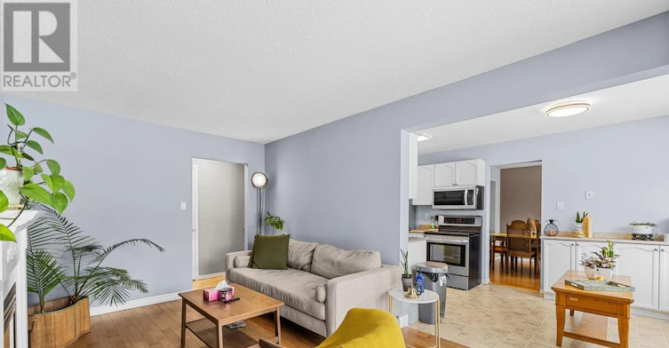 1090 Chablis Parkway, Ottawa, ON, K1C 2T5 - 6