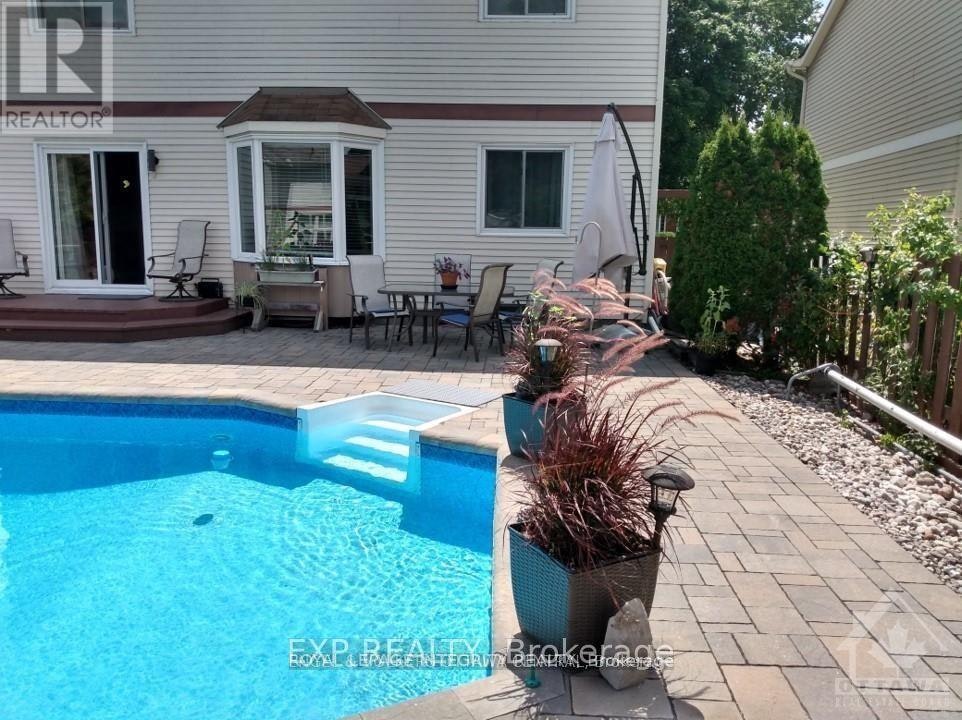 1090 Chablis Parkway, Ottawa, ON, K1C 2T5 - 20