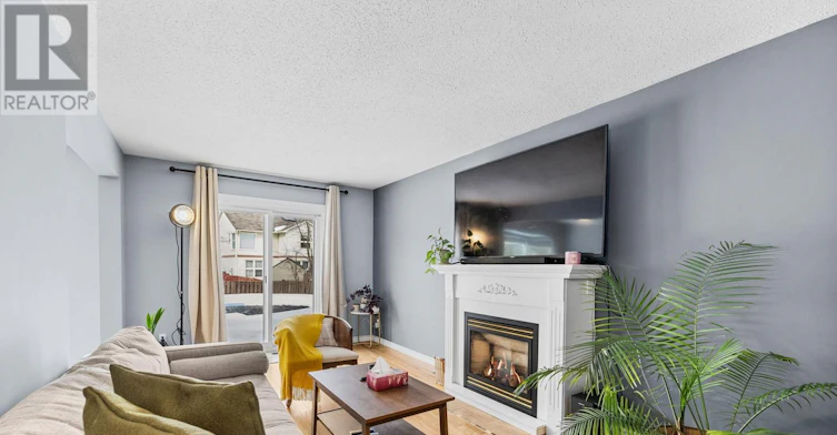1090 Chablis Parkway, Ottawa, ON, K1C 2T5 - 5