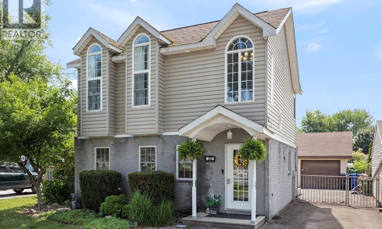 252 Belle River Road West