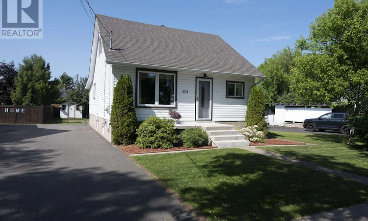 374 Morse Street