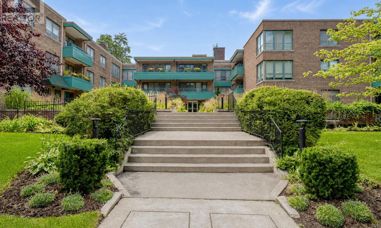 309-30 Elm Avenue