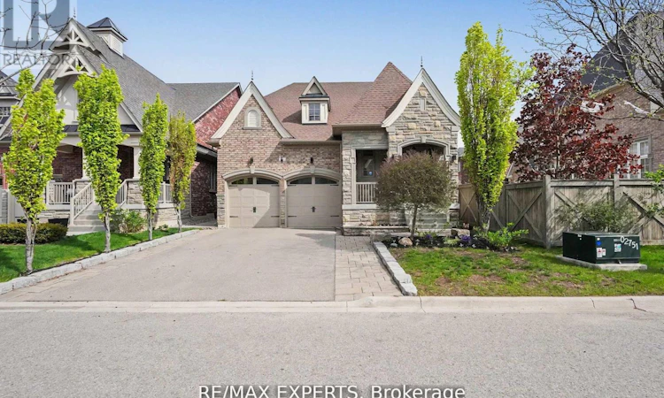 4 Sim Hill Crescent