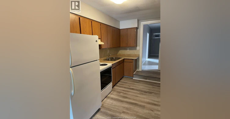 12129 Tecumseh Road East, Tecumseh, ON, N8N 1M2 - 6