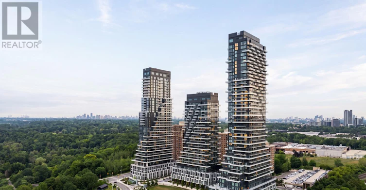 420-30 Inn ON The Park Drive, Toronto, ON, M3C 0P7 - 2