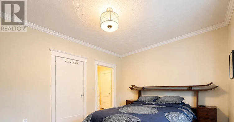 118 Galt Avenue, Toronto, ON, M4M 2Z3 - 28