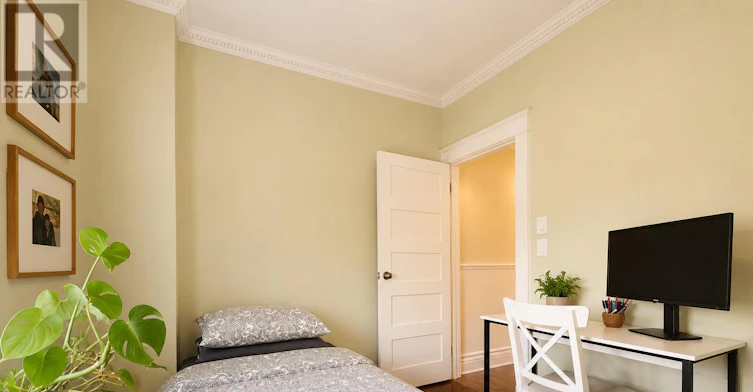 118 Galt Avenue, Toronto, ON, M4M 2Z3 - 20