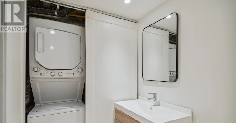 LOWER-285 Rhodes Avenue, Toronto, ON, M4L 3A4 - 11