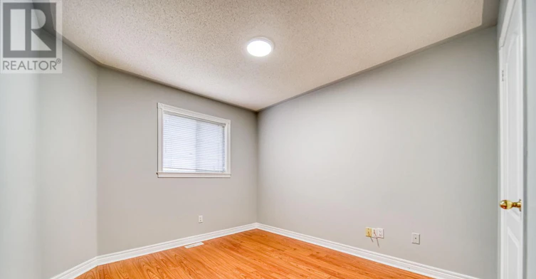 MAIN-48 Chiara Drive, Vaughan, ON, L6A 3K3 - 23