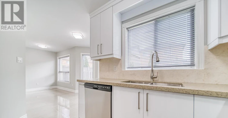 MAIN-48 Chiara Drive, Vaughan, ON, L6A 3K3 - 10
