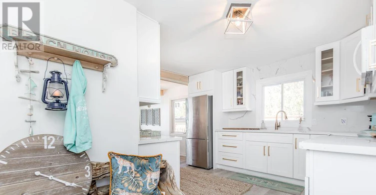 7 Oliver Drive, Tiny, ON, L0L 2J0 - 10