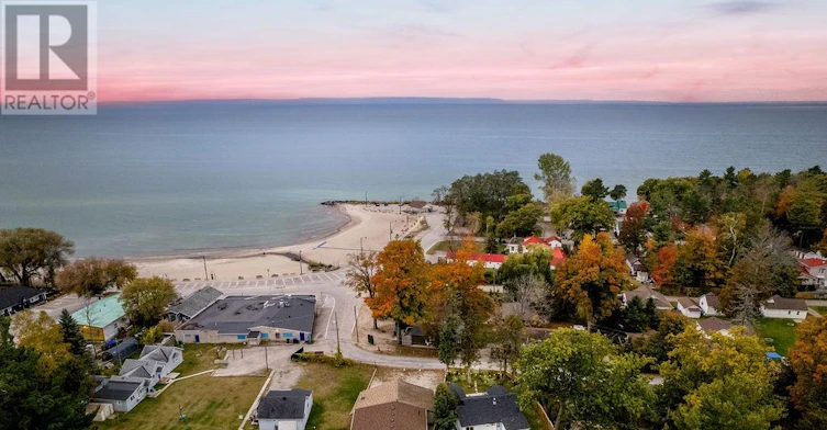 7 Oliver Drive, Tiny, ON, L0L 2J0 - 4
