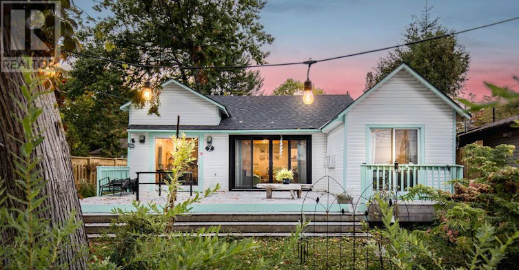 7 Oliver Drive, Tiny, ON, L0L 2J0