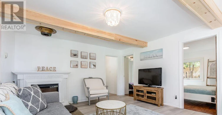 7 Oliver Drive, Tiny, ON, L0L 2J0 - 17
