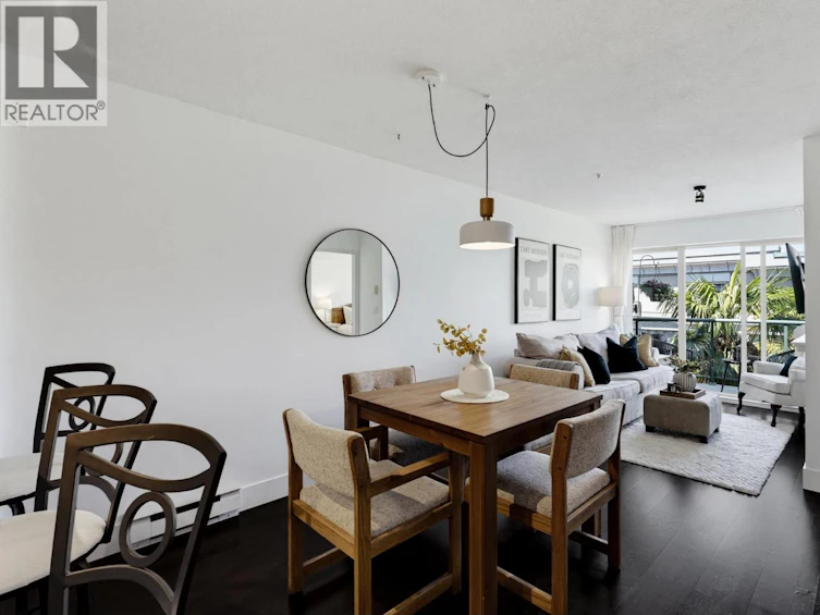323-332 Lonsdale Avenue, North Vancouver, BC, V7M 3M5 - 9