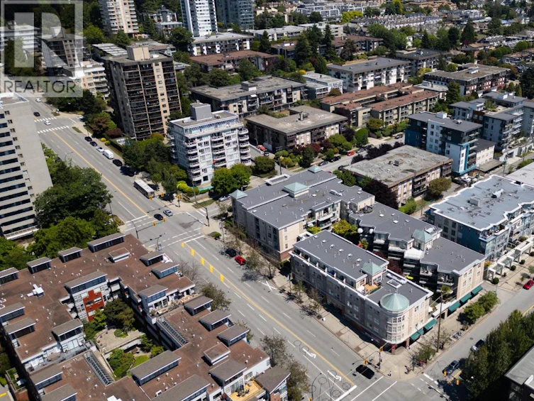 323-332 Lonsdale Avenue, North Vancouver, BC, V7M 3M5 - 36