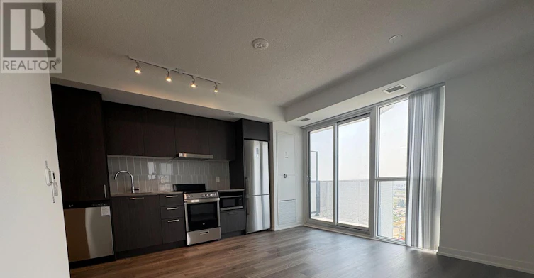 1111-195 Commerce Street, Vaughan, ON, L4K 0P9