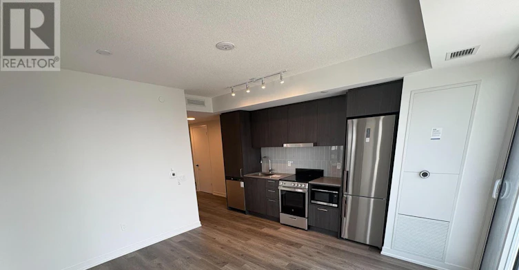 1111-195 Commerce Street, Vaughan, ON, L4K 0P9 - 7