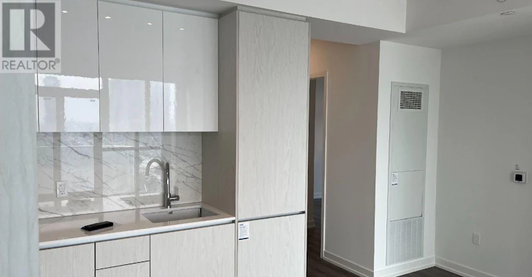 1705-28 Interchange Way, Vaughan, ON, L4K 0P8 - 7