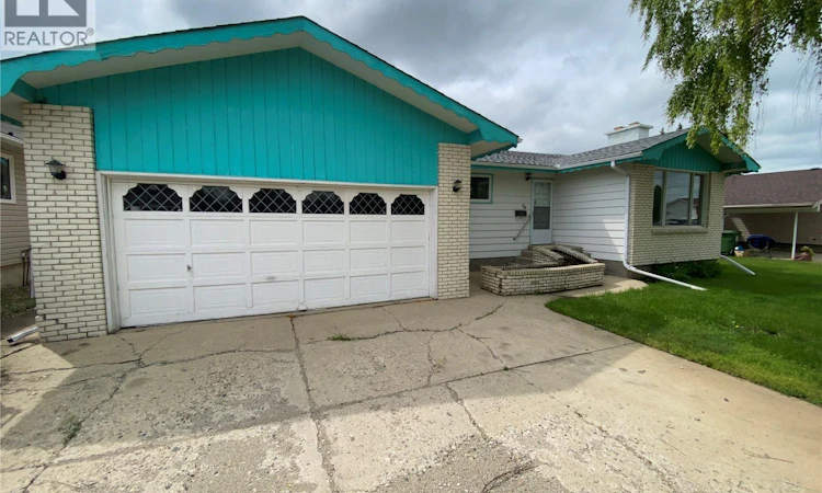 58 Stewart Crescent