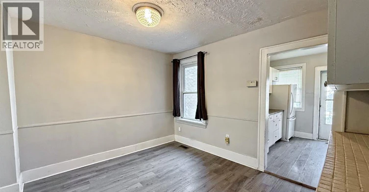 1424 Wyandotte Street West, Windsor, ON, N9B 1H4 - 10