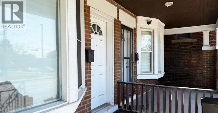 1424 Wyandotte Street West, Windsor, ON, N9B 1H4 - 3