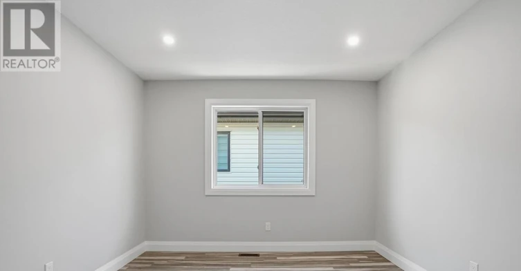 UPPER-2775 Oriole Drive, London, ON, N6M 0G9 - 27